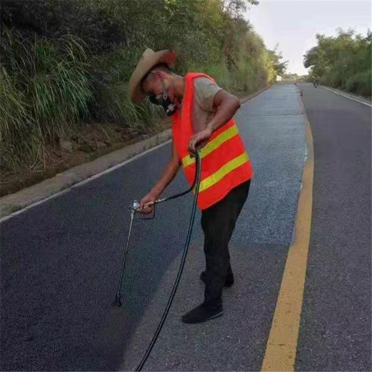 武隆 彩色防滑路面的底涂是保障路面附着力